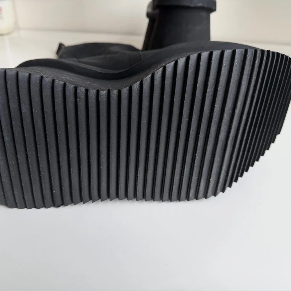 Black Platform Mid-Calf Women's Boots - Picture 4 of 7